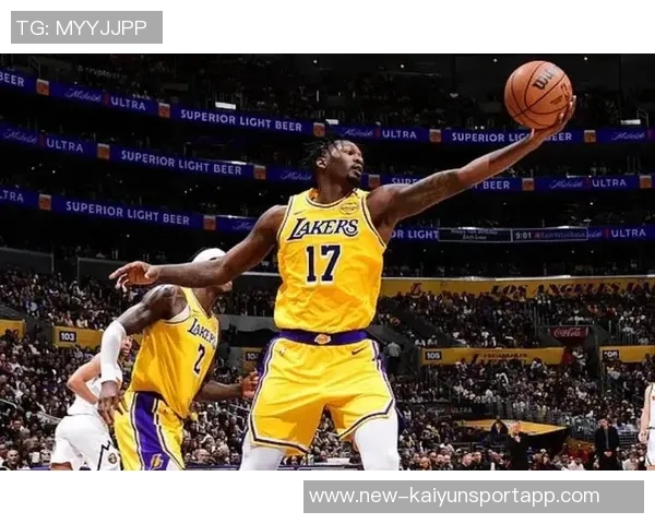 湖人第三节狂飙31-15逆转黄蜂赛季最佳表现再现球场风采